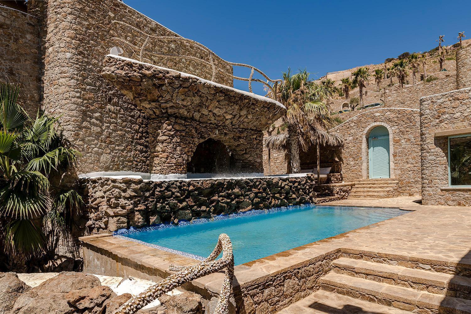Calilo Resort Manganari